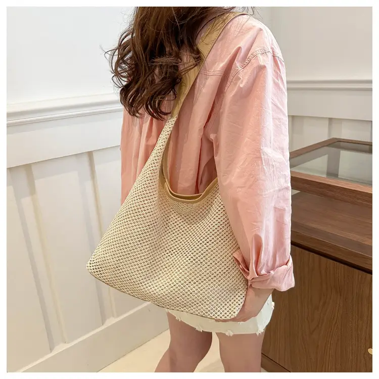 Beige Woven Straw Shoulder Bag 2024 — feature 16