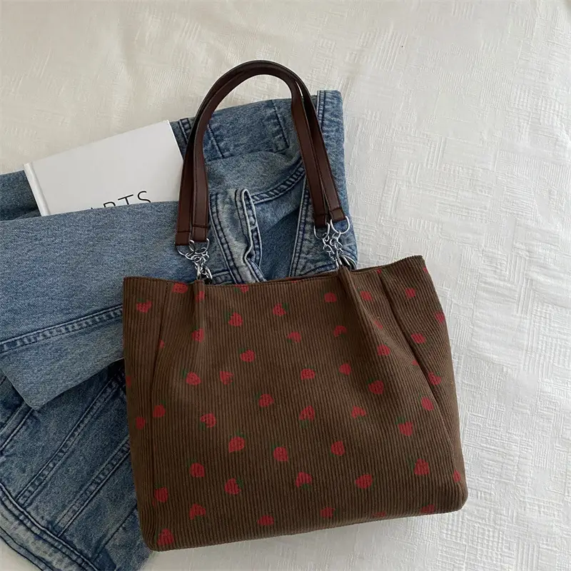 South Korea Ins Large Capacity Strawberry Tote Bag