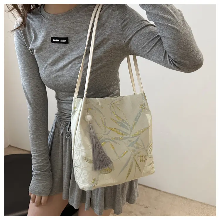 New Chinese Style Shoulder Bag for Women, Pink Silk Embroidery, 2025 Summer — feature 10