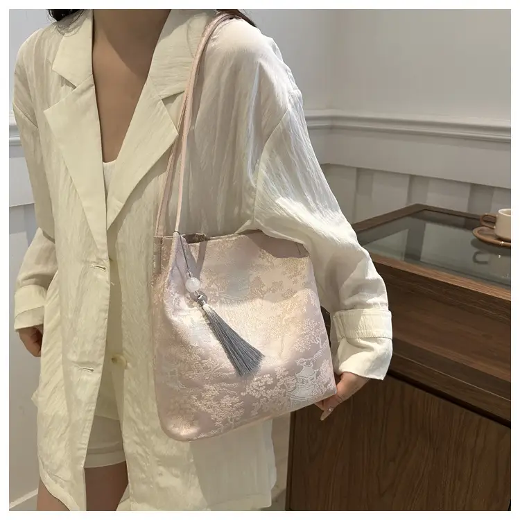New Chinese Style Shoulder Bag for Women, Pink Silk Embroidery, 2025 Summer — feature 14