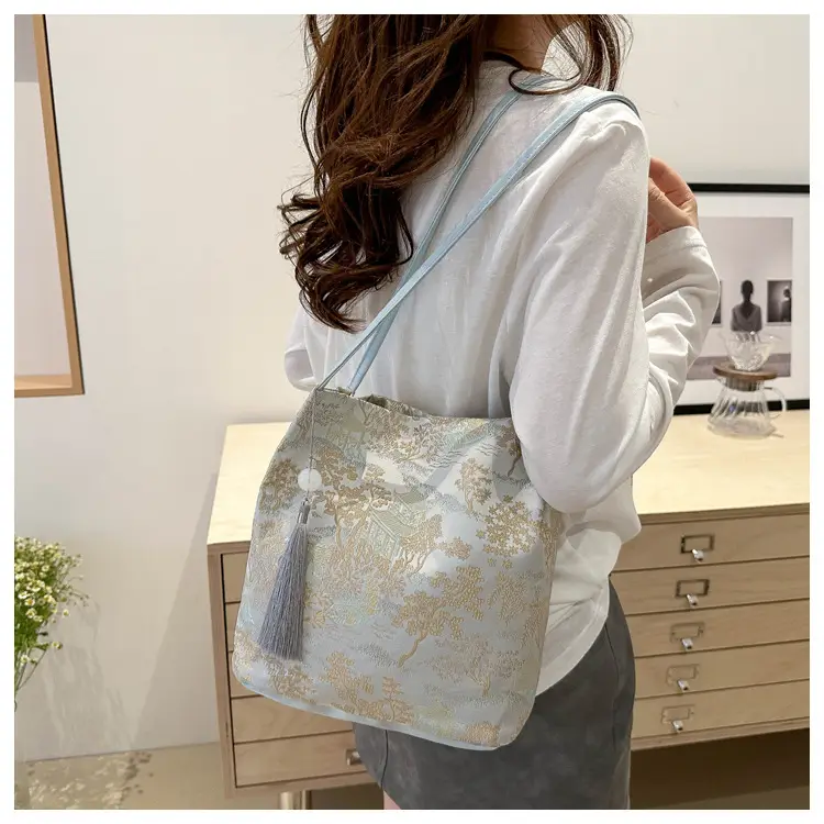 New Chinese Style Shoulder Bag for Women, Pink Silk Embroidery, 2025 Summer — feature 17