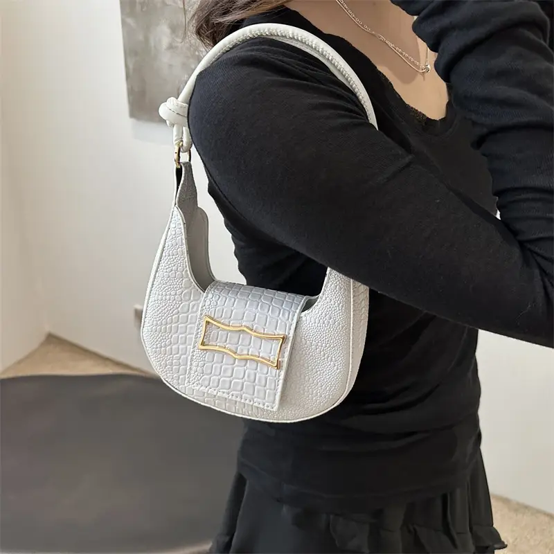 Women Crocodile Pattern Armpit Bag Red 2025 - Image 6