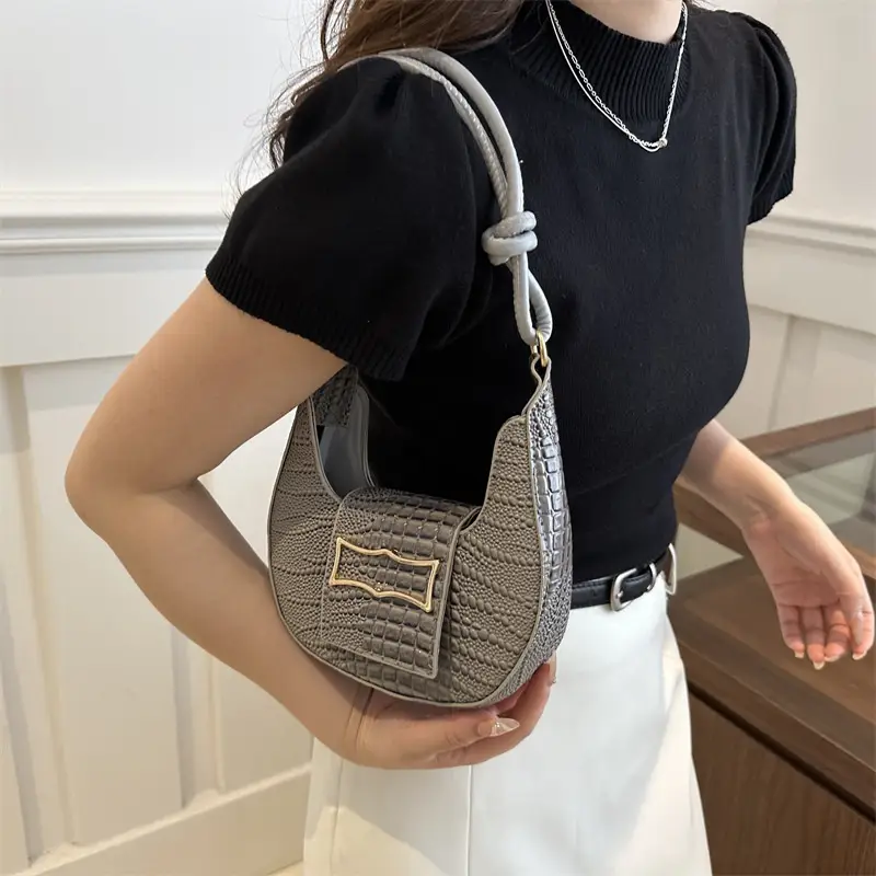 Women Crocodile Pattern Armpit Bag Red 2025 - Image 8
