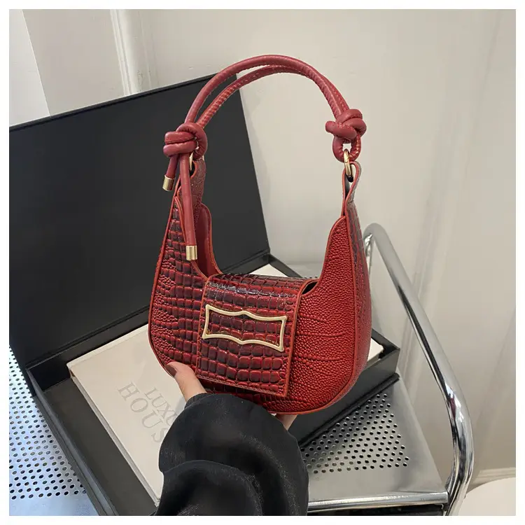 Women Crocodile Pattern Armpit Bag Red 2025 — feature 18