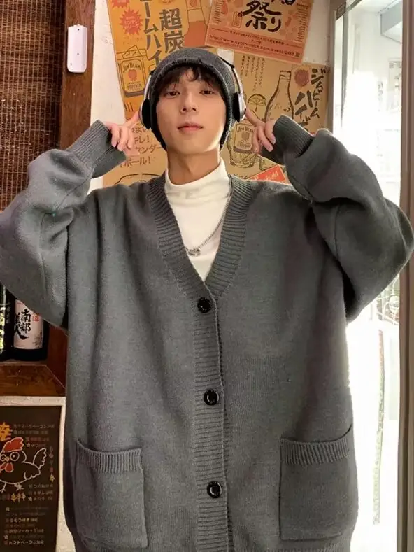 Autumn Winter V-Neck Button Cardigan Sweater for Men — feature 10