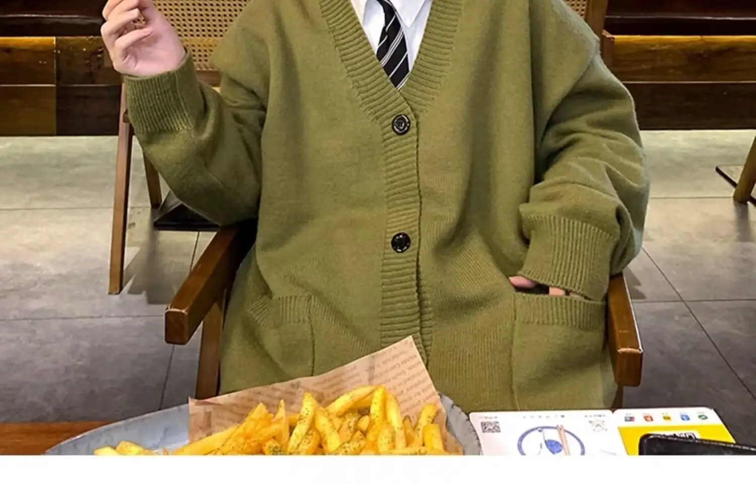 Autumn Winter V-Neck Button Cardigan Sweater for Men — feature 23