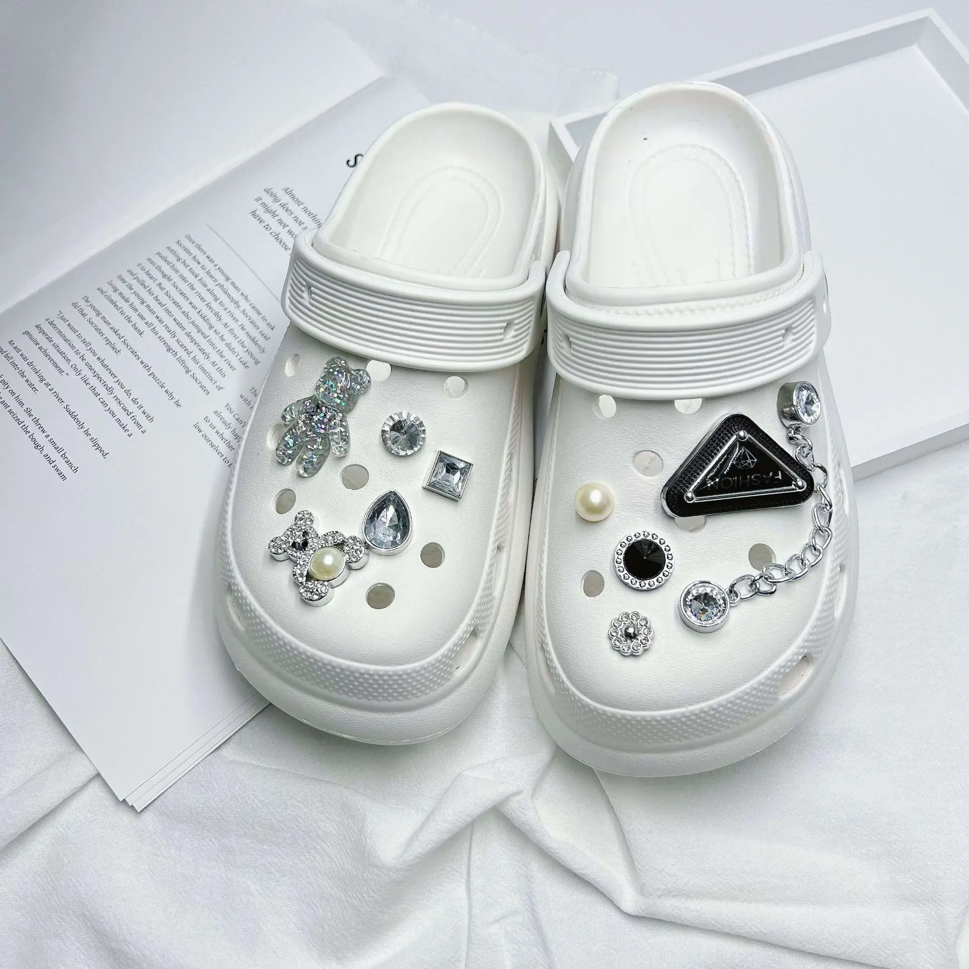 Women's White Butterfly Decorated EVA Sandals — feature 2