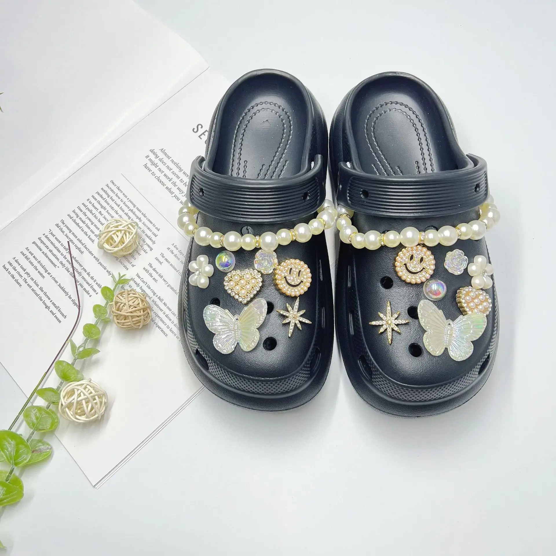 Women's White Butterfly Decorated EVA Sandals — feature 3
