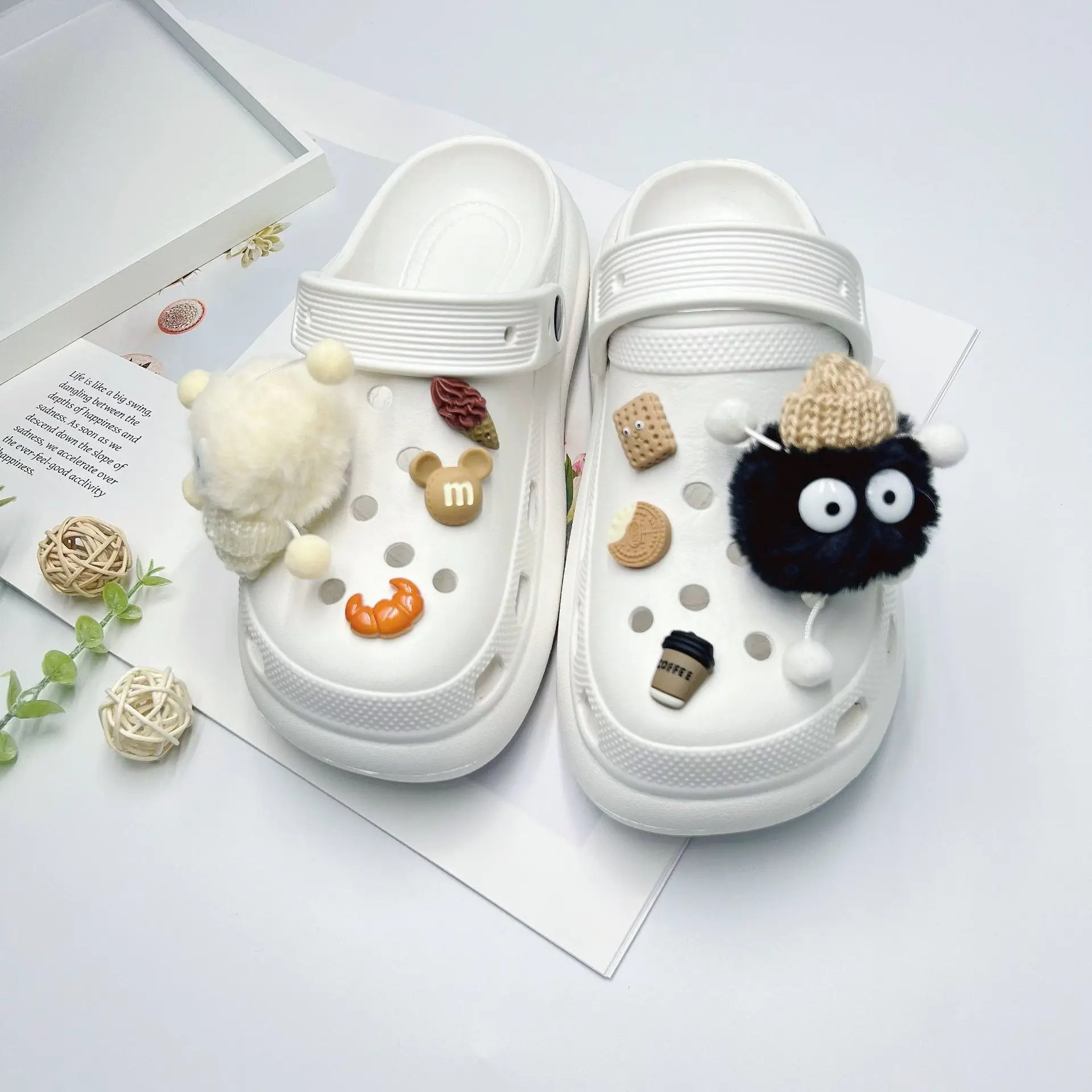 Women's White Butterfly Decorated EVA Sandals - Image 10