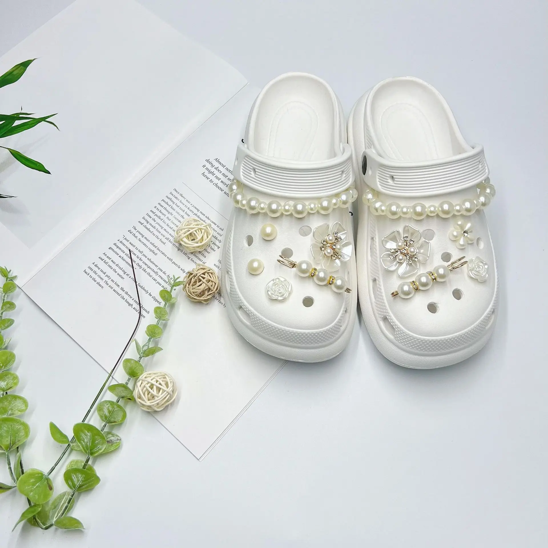 Women's White Butterfly Decorated EVA Sandals - Image 25