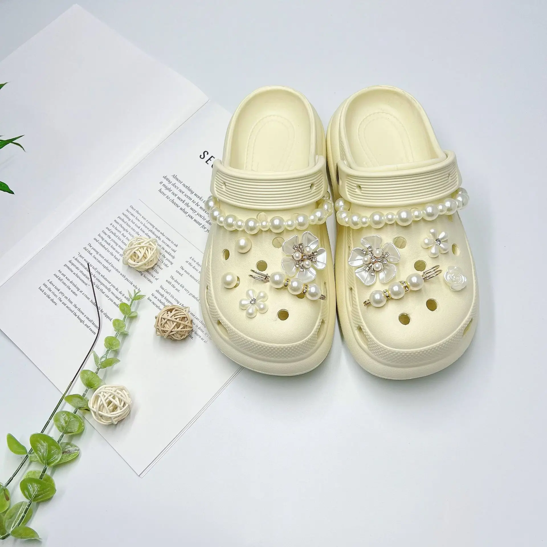 Women's White Butterfly Decorated EVA Sandals - Image 26