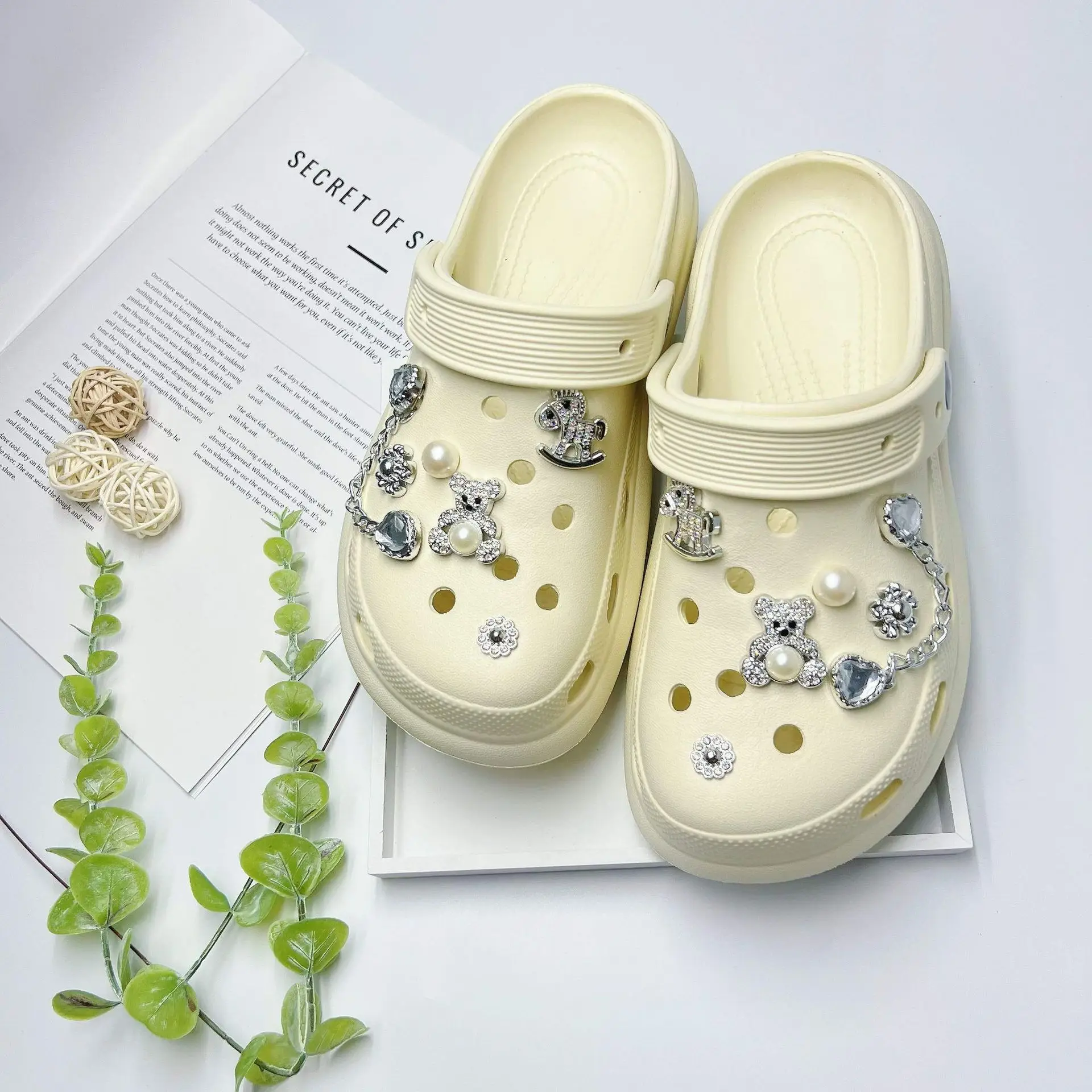 Women's White Butterfly Decorated EVA Sandals - Image 29