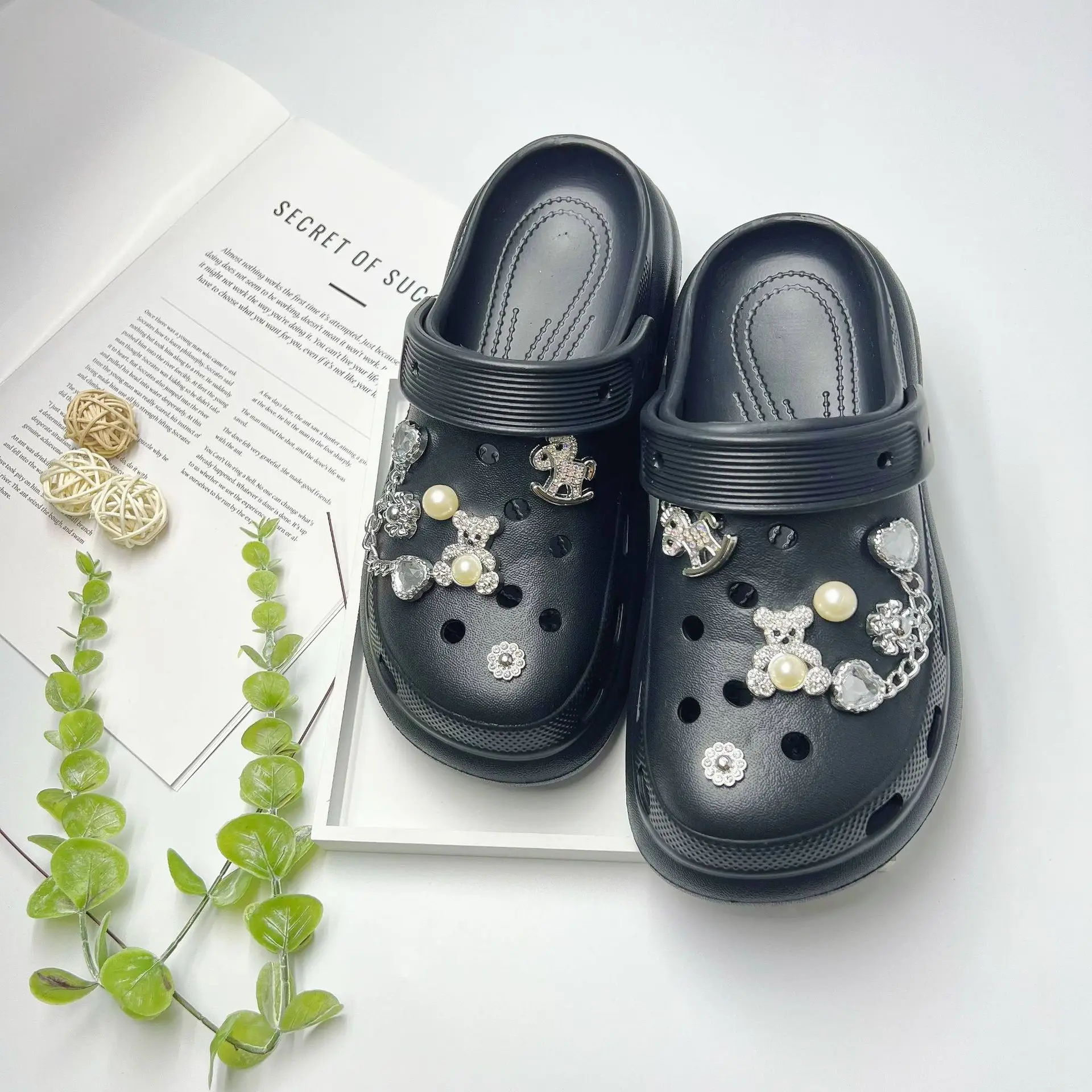 Women's White Butterfly Decorated EVA Sandals - Image 30