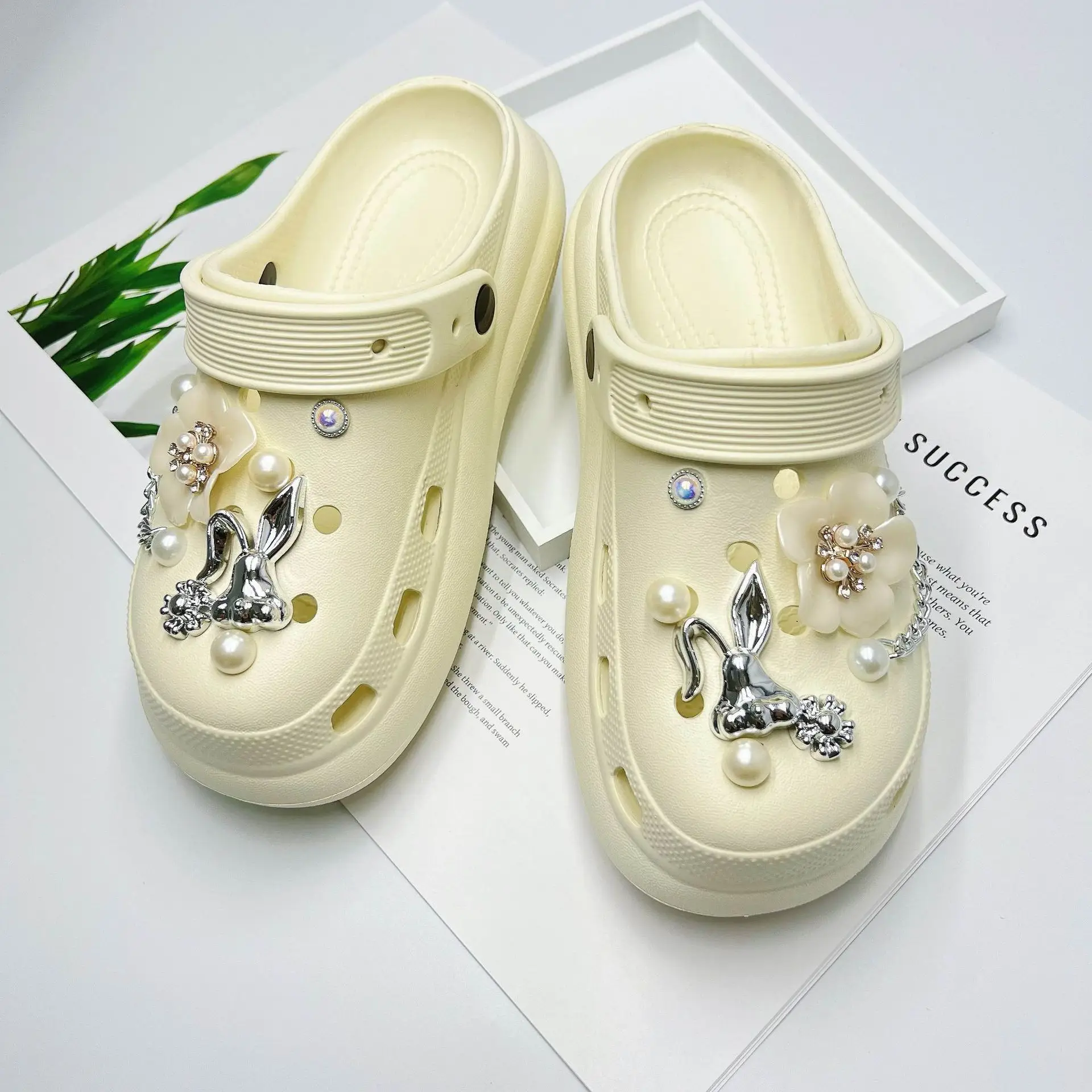 Women's White Butterfly Decorated EVA Sandals - Image 32