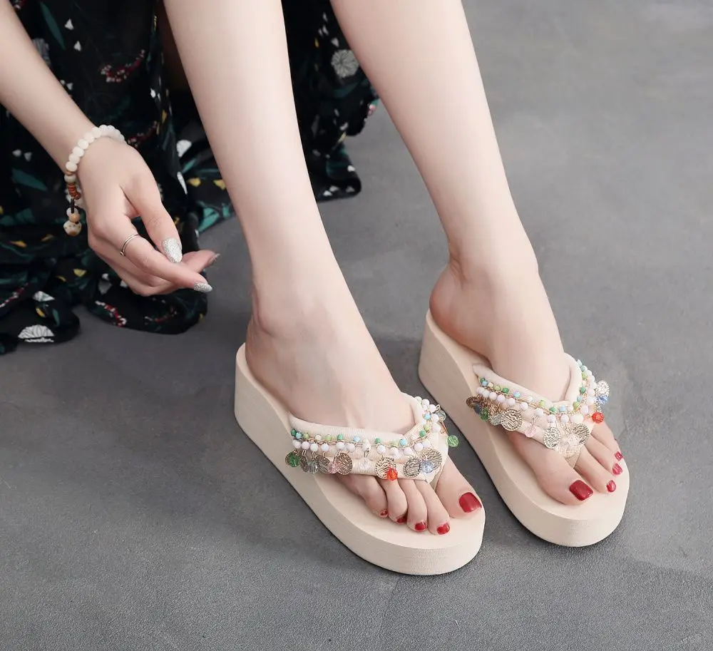 2026 New Summer Fashion Flip-Flops for Women, Summer Outdoor Wear, Thick-Soled Wedge Sandals, Beach Flip-Flops, Trendy — feature 3