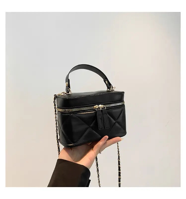 White Rhomboid Phone Bag for Women 2024 — feature 17