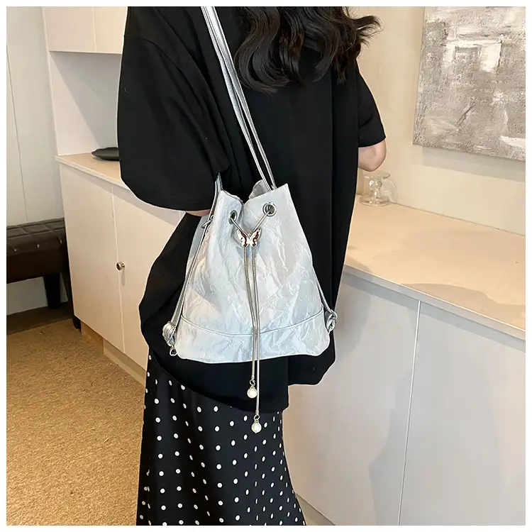 Women's White Cotton Bucket Bag Large Capacity Shoulder Bag — feature 17