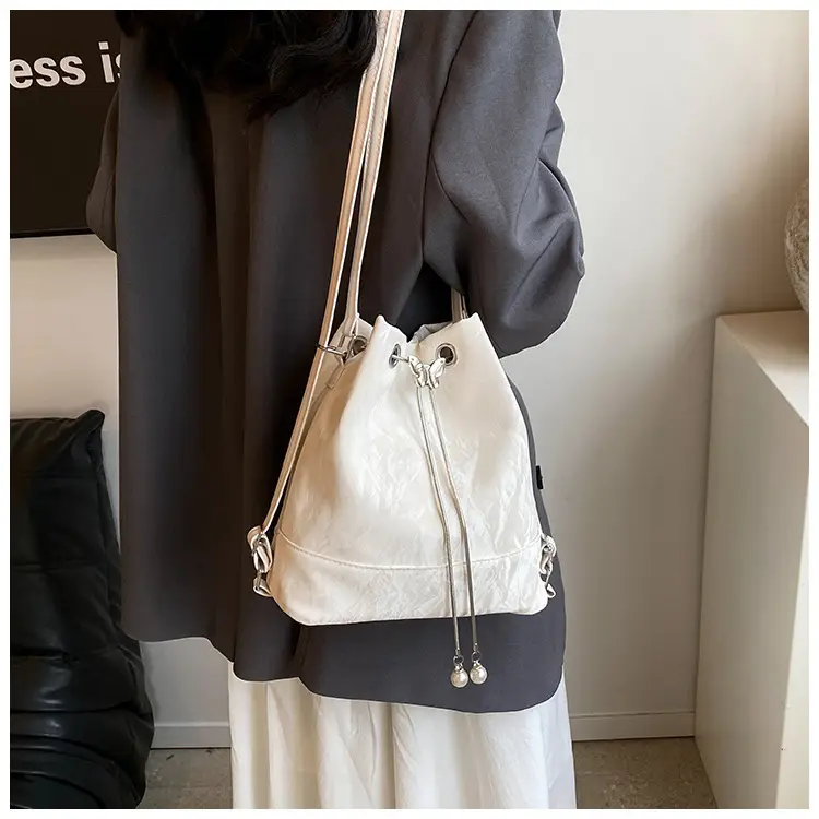 Women's White Cotton Bucket Bag Large Capacity Shoulder Bag — feature 8