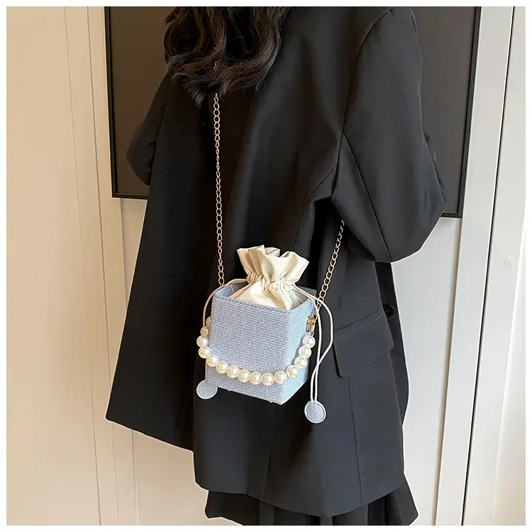 Women's Pearl Bucket Bag Summer 2024 — feature 17