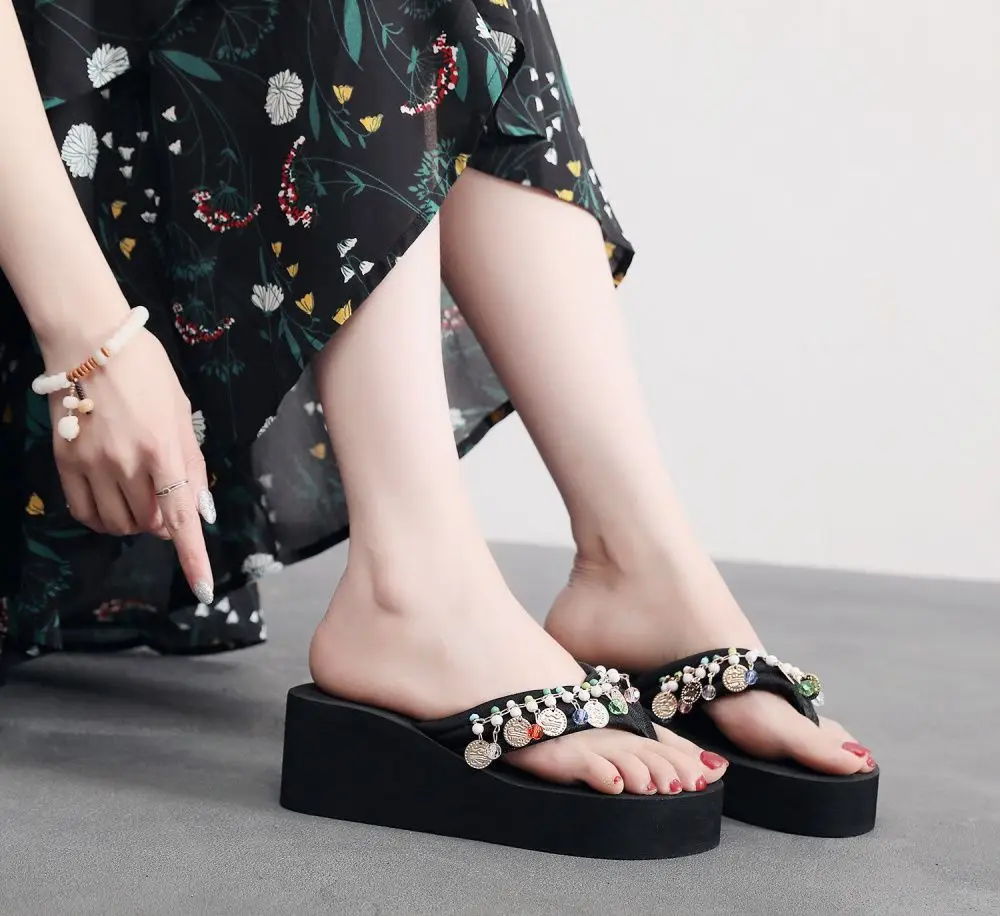 Women's Seaside Flip-Flops with Wedge Heel Bohemian Fashionable Thick Slippers Non-Slip Women's Summer Ethnic Style Sandals — feature 9