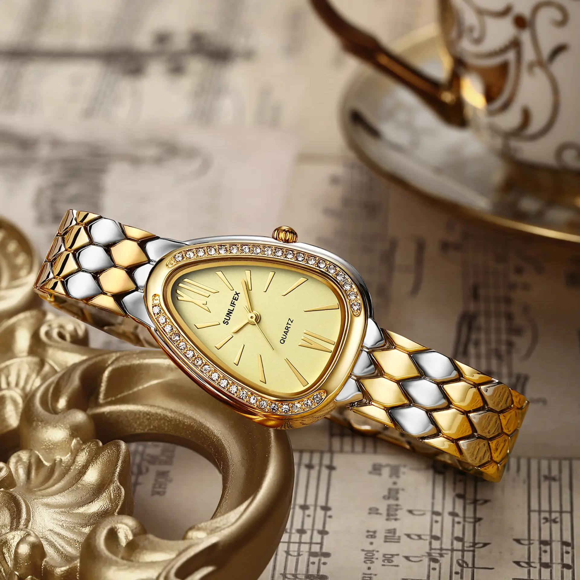 Women's Gold Snake Chain Watch with Diamond Dial - Image 7