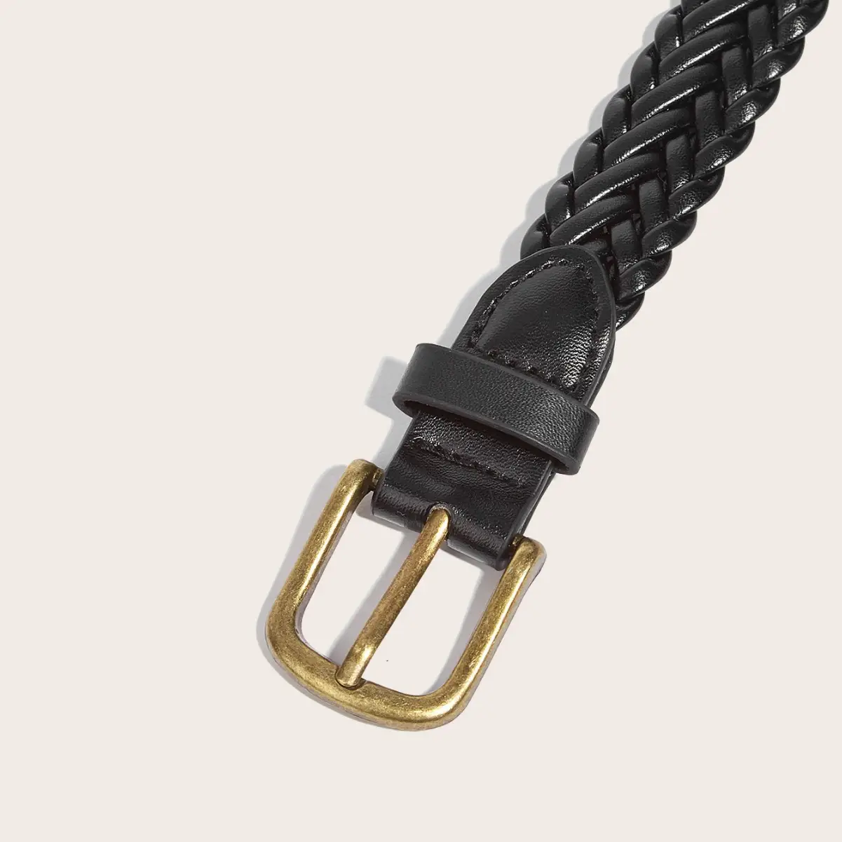 Women's Vintage Belt with Gold Buckle & Denim Shorts
