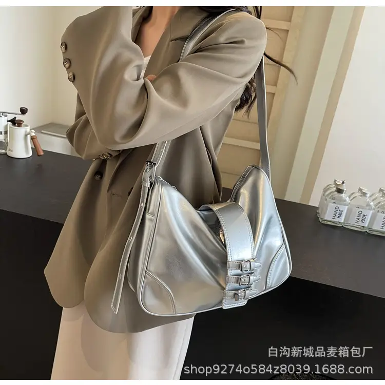 Black Glossy Shoulder Bag for Women 2026 — feature 18