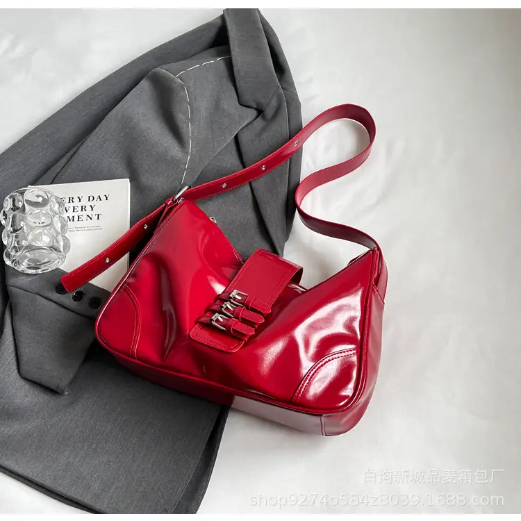 Black Glossy Shoulder Bag for Women 2026 - Image 3