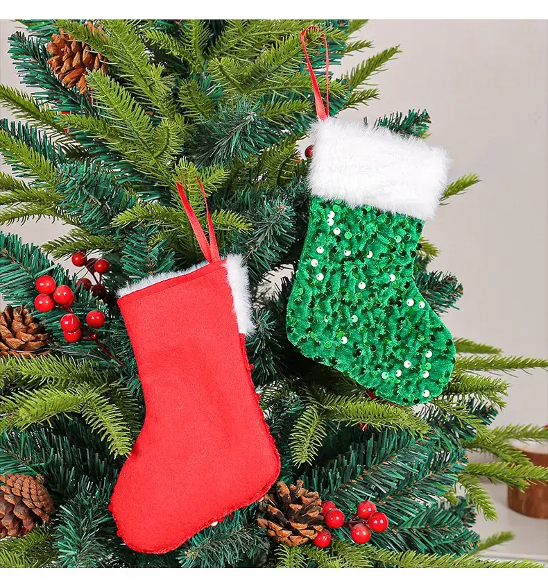 New Sequins Christmas Stocking Green Red White Edge — feature 8
