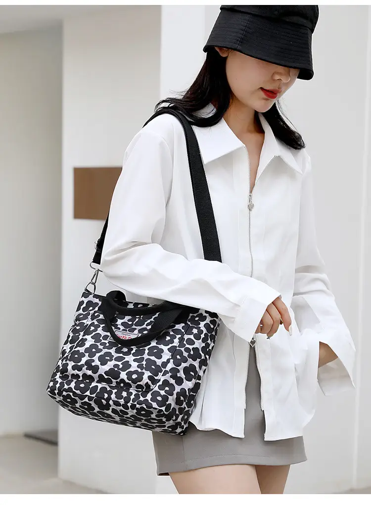 Printed Travel Crossbody Bag for Women Lightweight Large Capacity — feature 28