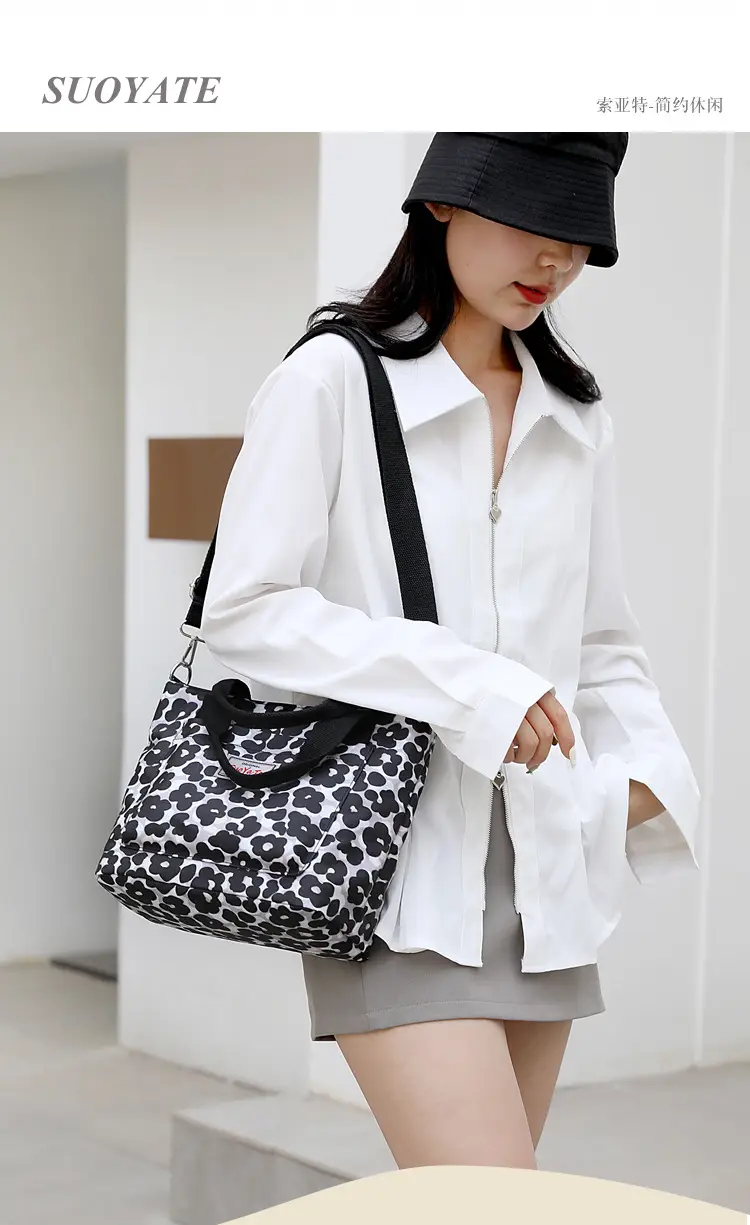 Printed Travel Crossbody Bag for Women Lightweight Large Capacity — feature 4