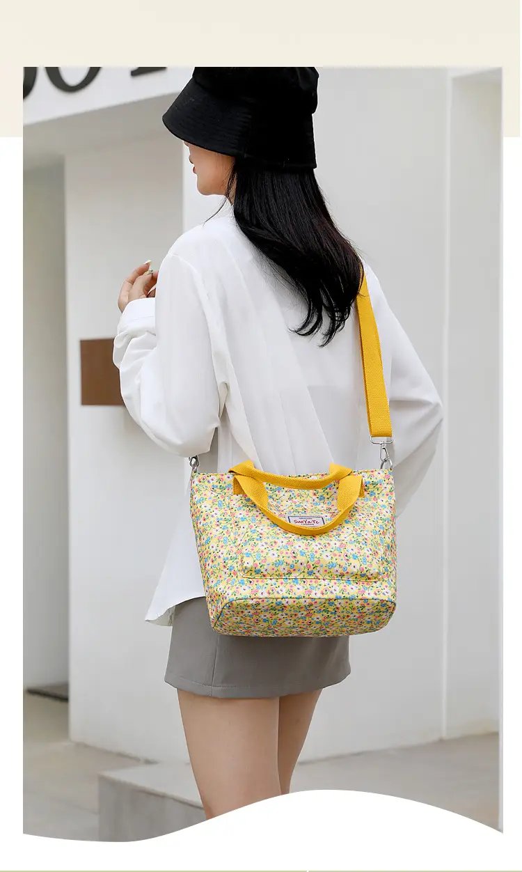 Printed Travel Crossbody Bag for Women Lightweight Large Capacity — feature 5