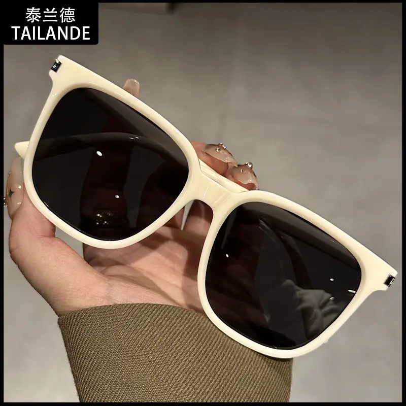 Women's Polarized Anti-Ultraviolet Sunglasses Black - Image 10