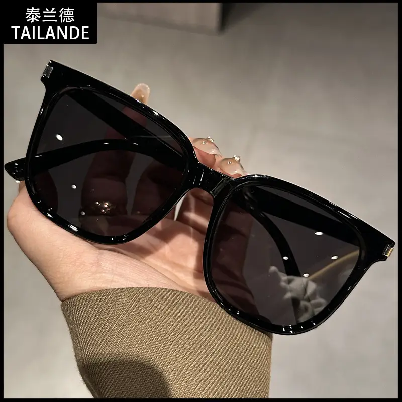 Women's Polarized Anti-Ultraviolet Sunglasses Black - Image 4