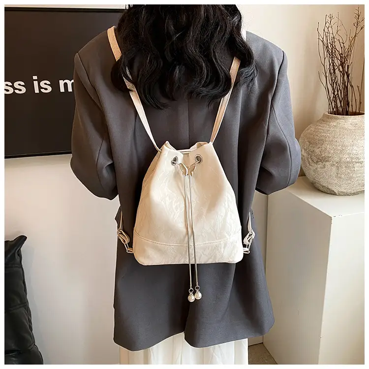 Women's Drawstring Backpack Bag Beige 2024 — feature 12