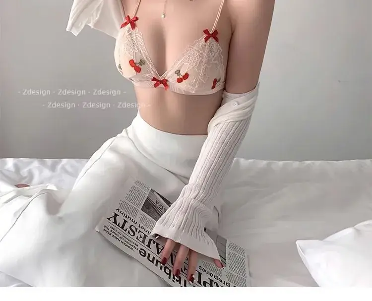White Butterfly Lace Triangle Cup Bra with Chiffon Skirt — feature 13