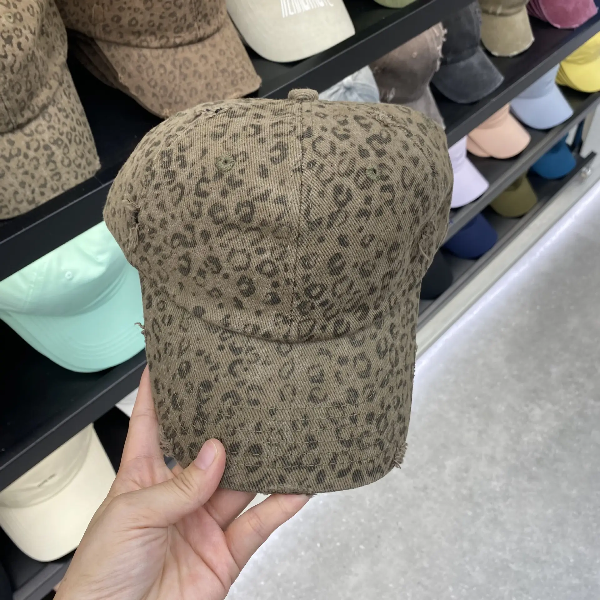 Leopard Print Women's Big Head Cap Set Brown White - Image 3