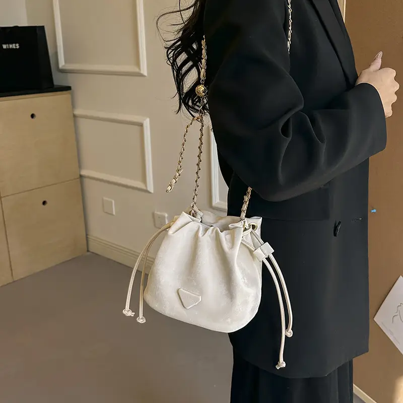 Black Chain Crossbody Bag for Women 2024 Spring - Image 7