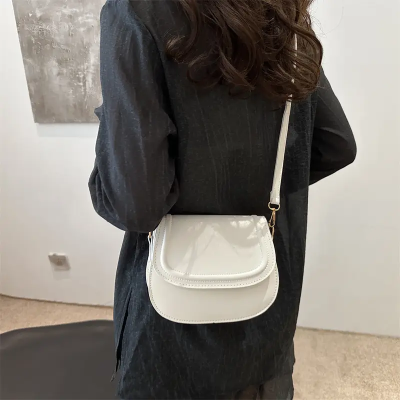 Vintage Saddle Crossbody Bag for Women