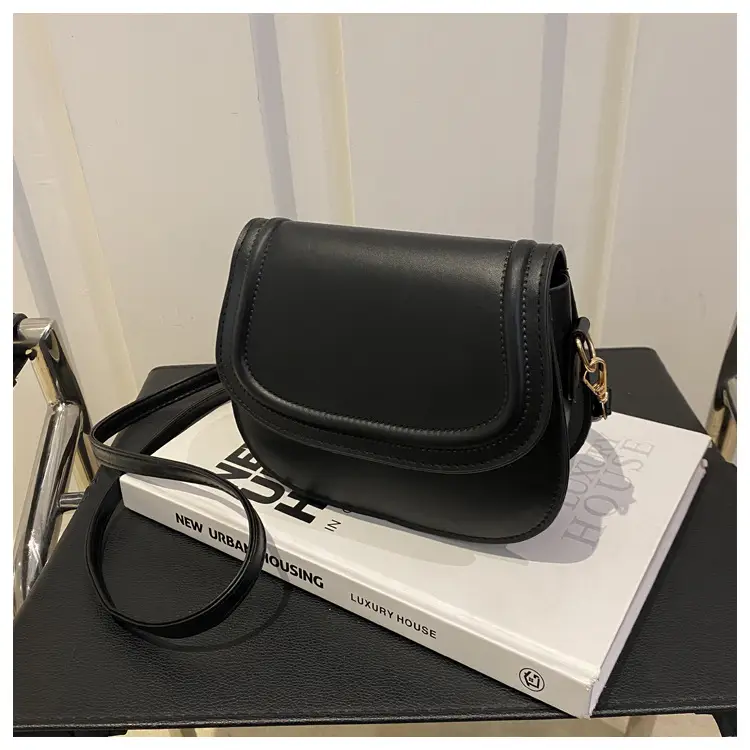 Vintage Saddle Crossbody Bag for Women — feature 14