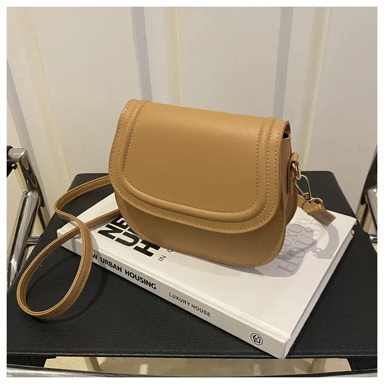 Vintage Saddle Crossbody Bag for Women — feature 16
