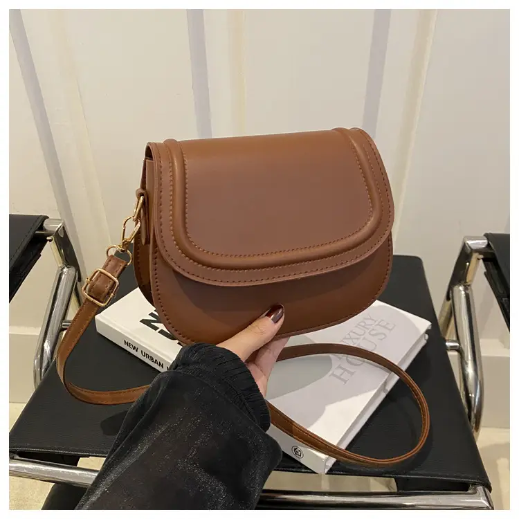 Vintage Saddle Crossbody Bag for Women — feature 9