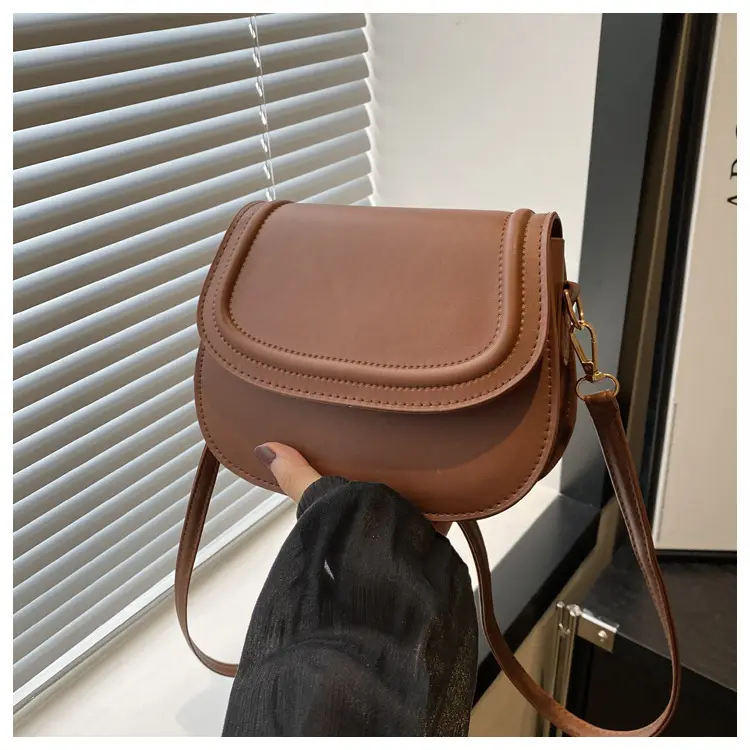 Vintage Saddle Crossbody Bag for Women