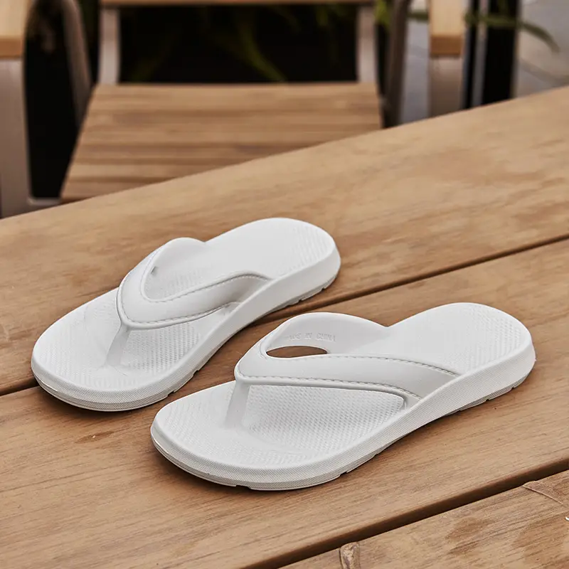 Flip-flops for men and women summer couples non-slip clip feet soft bottom outdoor beach sandals and slippers tide lovers wholesale - Image 2