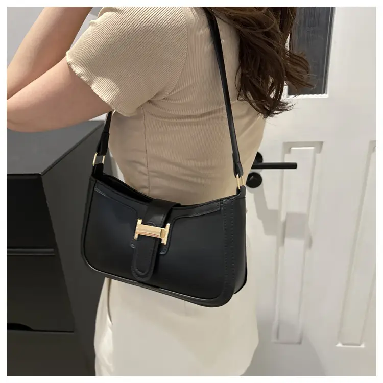 Textured Retro Belt Buckle Bag for Women 2024 — feature 18