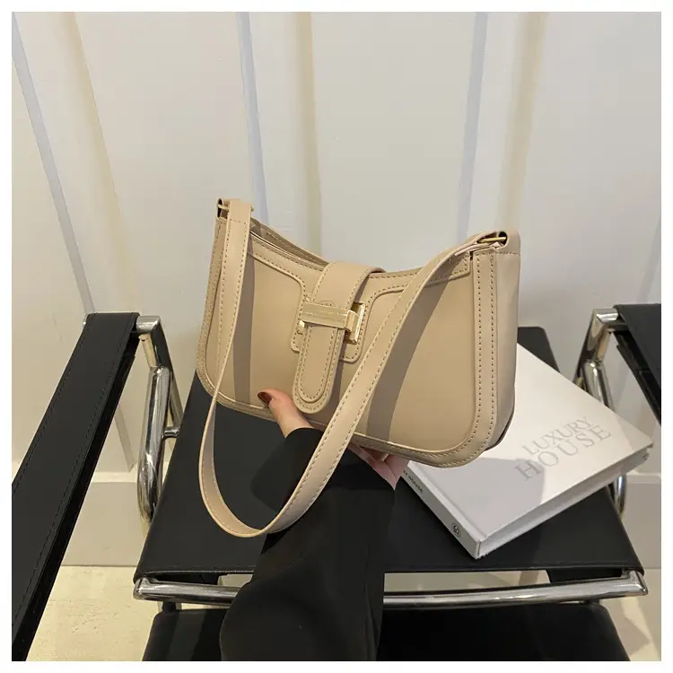 Textured Retro Belt Buckle Bag for Women 2024 — feature 20