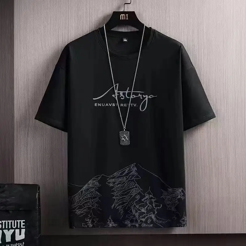 Men Black Mountain Print T-Shirt Shorts Set - Image 18