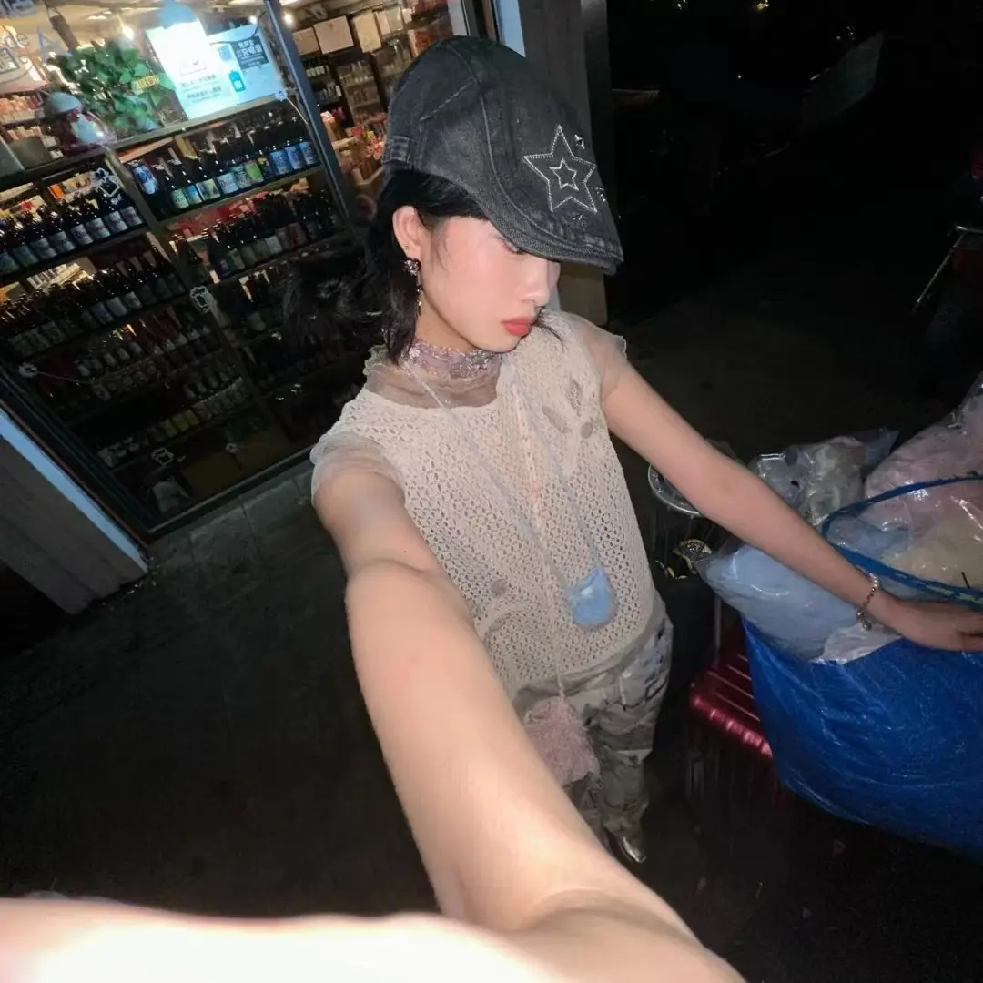 Asian Style Duck Tongue Hat for Women — feature 11