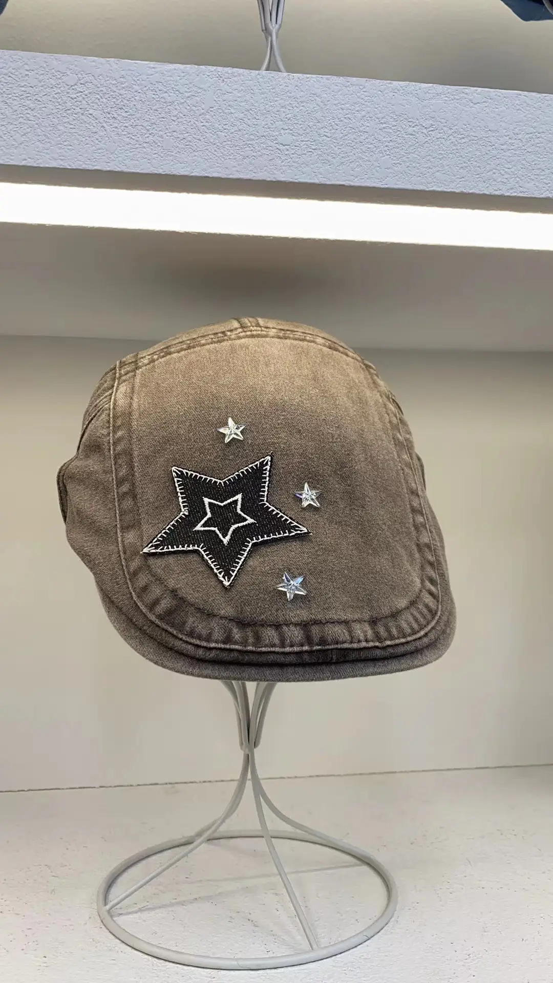 Asian Style Duck Tongue Hat for Women — feature 15