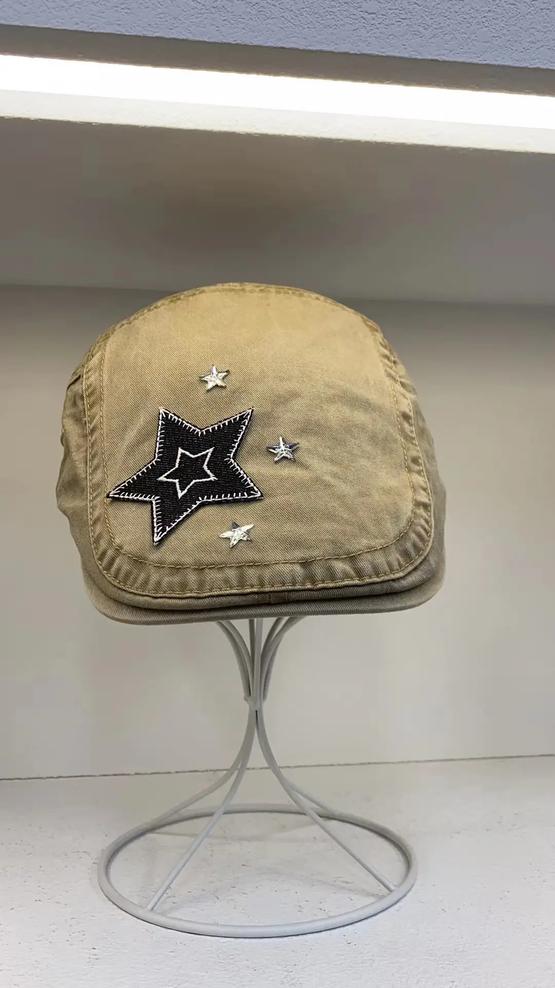 Asian Style Duck Tongue Hat for Women — feature 16